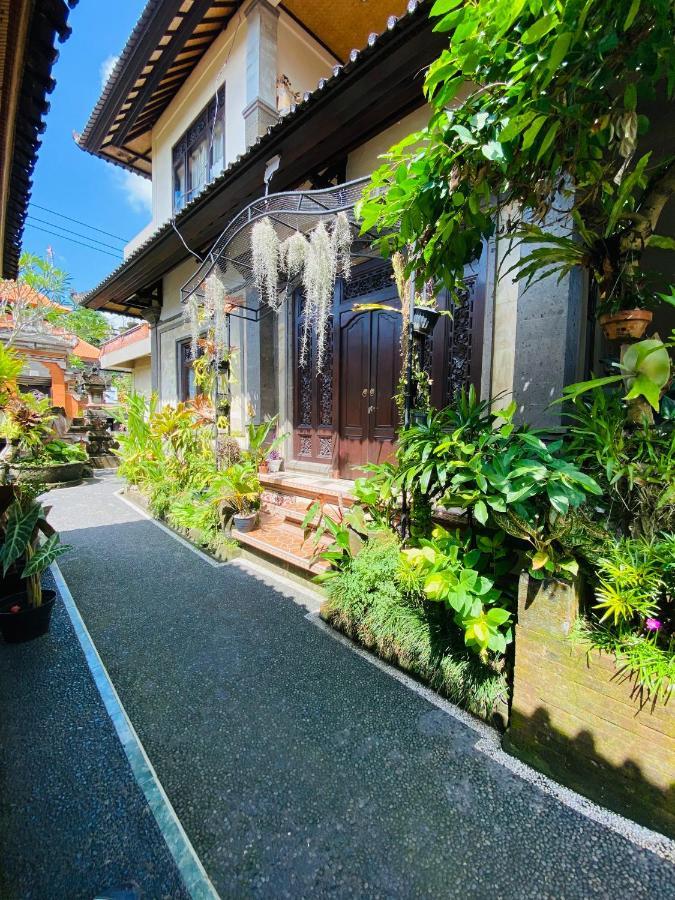 Wina Ubud B&B Buitenkant foto